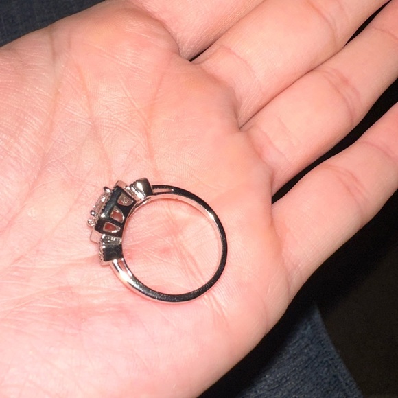 Stella and Dot Cocktail Ring - Picture 2 of 4